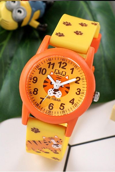 Q&Q M22a016vy Lion Pattern Orange Color 10 Atm Waterproof Girl-Boy's Wristwatch