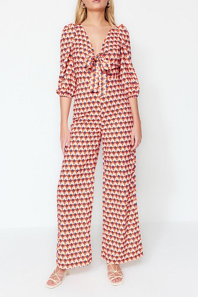 Trendyol Collection Roter Maxi-Overall mit gewebtem geometrischem Muster TWOSS23TU00086
