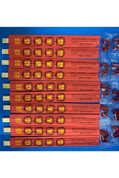 CHOPSTICKS 10 Pieces of Chopstick Holding Apparatus and 10 Double Chopstick Bamboo Chopsticks
