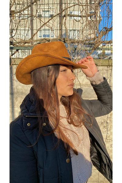 laviyonsa Cowboy Felt Curled Hat Unisex
