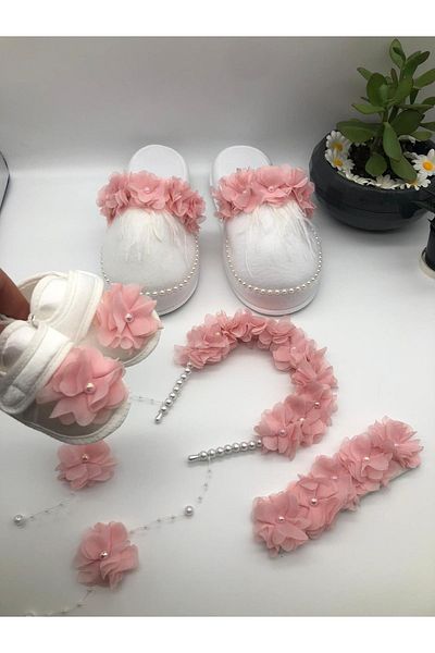 ArdaStore Logusa Set Powder Pink Floral Maternity Set Crown Slippers Bandana Booties Set