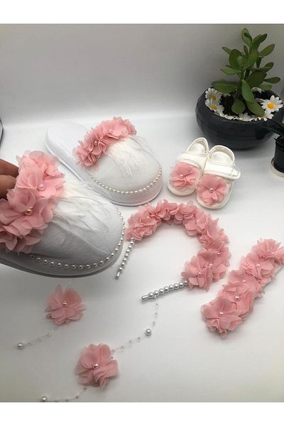 ArdaStore Logusa Set Powder Pink Floral Maternity Set Crown Slippers Bandana Booties Set