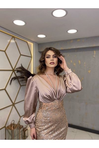 Surikka Βραδινό φόρεμα Hazal με πέτρα λαιμόκοψη Μπεζ