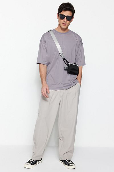 Trendyol Collection Šedé oversize tričko s krátkým rukávem s výstřihem – TMNSS22TS0317