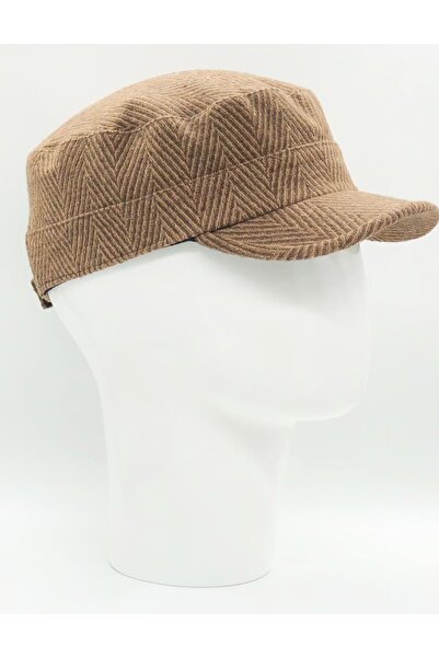 Hoppe قبعة شتوية بنية اللون بنمط متعرج من كاستيلو فيدل