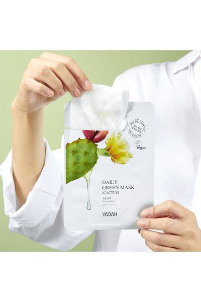YADAH Moisturizing Effective Paper Mask Containing Vitamin E with Cactus Extract