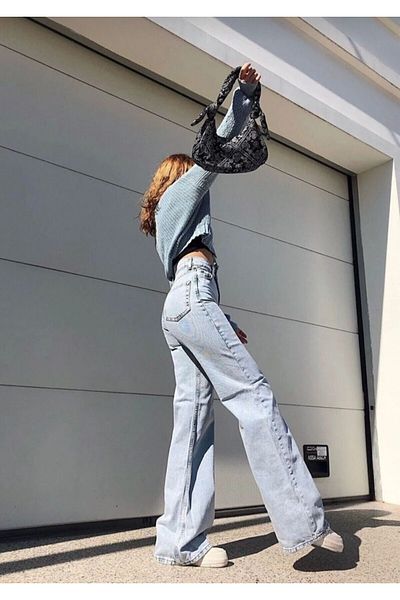 sinembutik Blugi de damă, albastru deschis, decolorați cu zăpadă, cu talie super înaltă, cu picioare largi, din denim (Lycra/Largi))