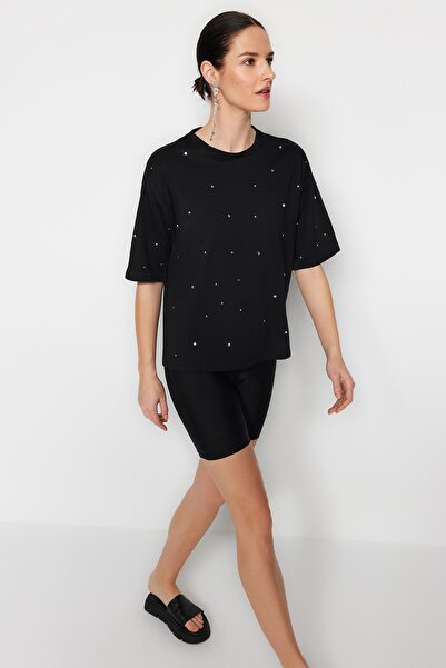 Trendyol Collection Μπλουζάκι με στρογγυλή λαιμόκοψη σε φαρδιά γραμμή, λεπτομέρεια πέτρες - TWOSS23TS00153