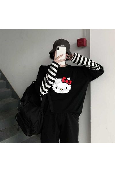 Touz Moda Unisex černé tričko s falešnými rukávy s potiskem Hello Kitty Head