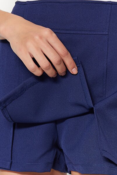 Trendyol Collection Námořnická modrá sukně s dvojitým rozparkem Super Mini Woven Shorts TWOSS20SR0364