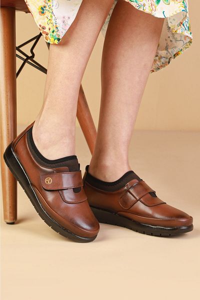 By Yağlıoğlu Yağlıoğlu Y342 Genuine Leather Heel Gel Inside Orthopedic Casual Shoes