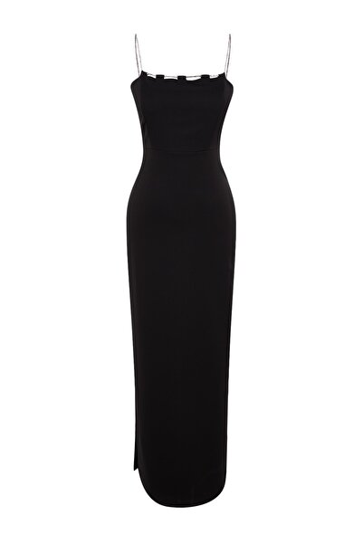 Trendyol Collection Dlouhé večerní šaty s černými lemovanými tkanými lesklými drahokamy TPRSS23AE00087