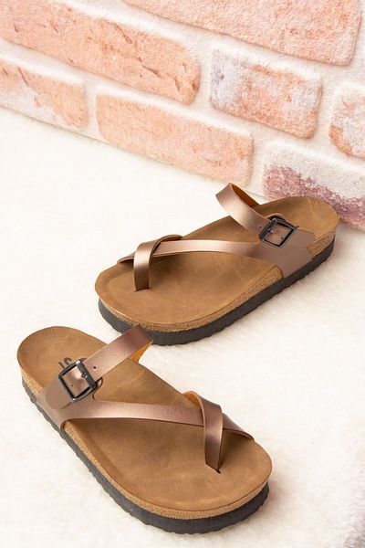 Fox Shoes Bronzové dámské pantofle B777753009