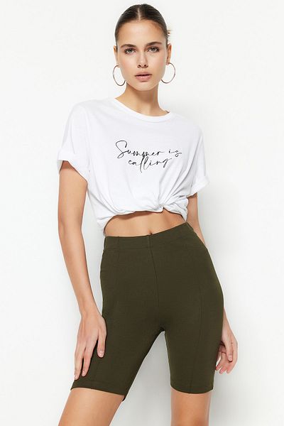 Trendyol Collection Khakifarbene gerippte Biker-Leggings aus Interlock-Strick mit hoher Taille TWOSS23TA00021