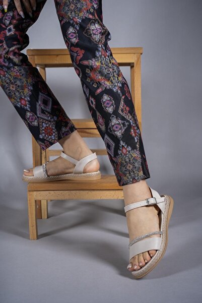 Riccon Γυναικεία σανδάλια με πέτρες0012056 Μπεζ δέρμα