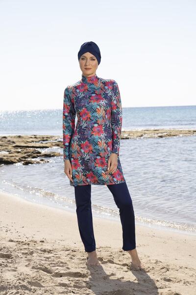 Estiva Γυναικείο μαγιό με φλοράλ σχέδιο σε μπλε ναυτικό χρώμα με παντελόνι