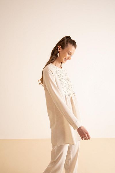 DeFacto Regular Fit Crew Neck Lace Detailed Linen Blend Long Sleeve T-Shirt Tunic