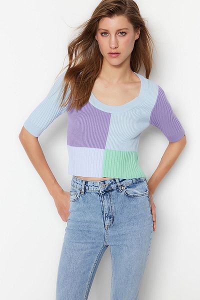 Trendyol Collection Mint Crop színű blokkolt kötöttáru pulóver TWOSS23KZ00003