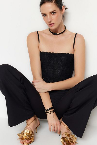 Trendyol Collection Чорний мереживний корсет-бюстьє з підкладкою та графічним малюнком TPRAW23BS00062