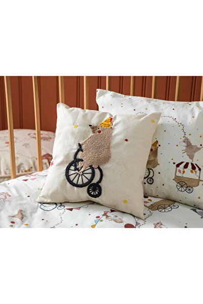 English Home Sirk Dolgulu Dekoratıf Kırlent 30x30 Cm Bej