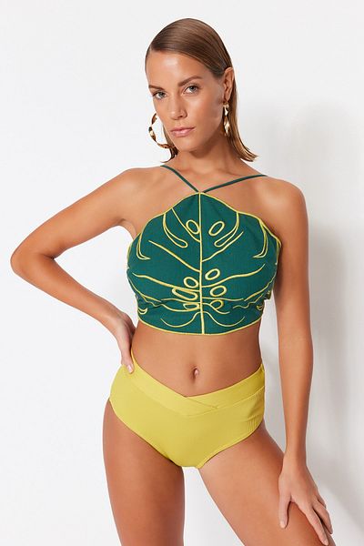 Trendyol Collection Χακί Crop Woven Κεντημένη μπλούζα από 100% βαμβάκι TBESS23BZ00030