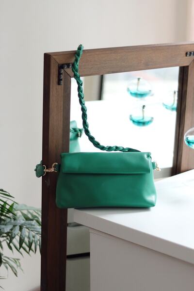 Moom Bag Women's Green Knitted Handle Soft Textured Drawstring Shoulder Bag