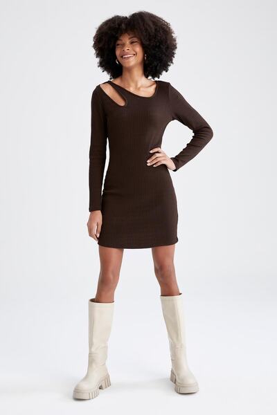 DeFacto Bodycon Slim Fit Bisiklet Yaka Kesik Detaylı Uzun Kollu Kaşkorse Mini Elbise