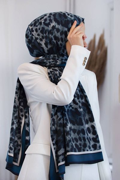 Vissona Şal de mătase Medina de lux Petrol Blue-1