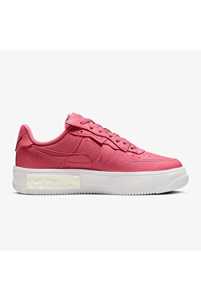 👟 Nike Air Force 1 React ile Tarzını Yükselt! Hemen Al!