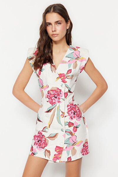 Trendyol Collection Bílé květinové vzorované knoflíky Lněná směs Mini tkané kabátové šaty TWOSS23EL01874
