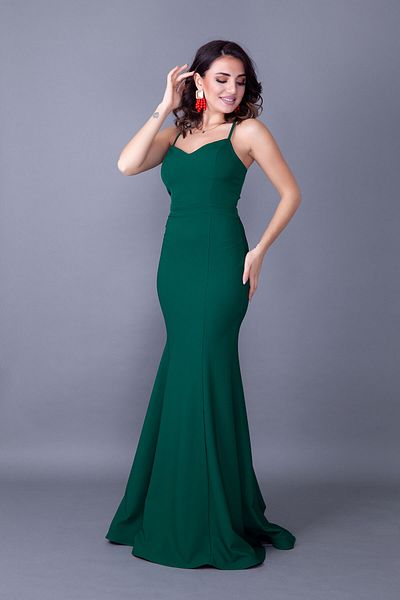 lovebox Damen-Maxikleid aus flexiblem Atlas-Stoff, rückenfrei, grün, mit Bindedetail und Trägern 349