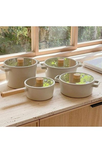 NEOFLAM Fika Beige 8 Piece Aluminum Cast Pot Pan Set