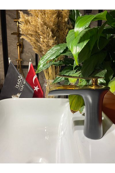 İSAOĞLU YAPI Gold Black Sink Faucet Waterfall Faucet Natural Natural Flow Bathroom Faucet