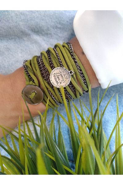 ZeynDesign Suede Green Charm Wrap Wrap Multi Bracelet