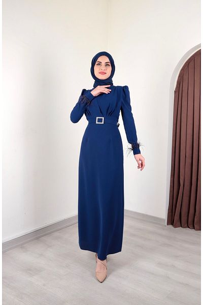 Aranlı tekstil Φόρεμα Hijab μανίκια σε μορφή μολυβιού με λεπτομέρεια από πούπουλα
