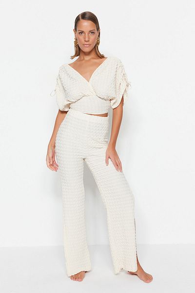 Trendyol Collection Ecru-Strickhose TBESS23PL00009