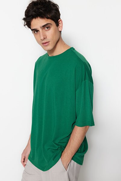 Trendyol Collection Μπλουζάκι με πράσινη γεωμετρική στάμπα oversize - λαιμόκοψη, κοντό μανίκι - TMNSS22TS0154