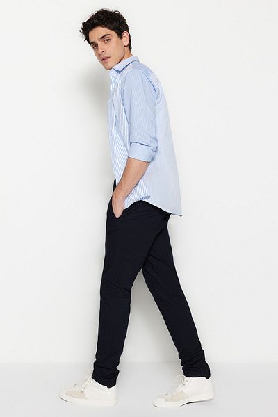 Trendyol Collection Sötétkék Gabardine nadrág - normál szabású TMNSS23PL00037