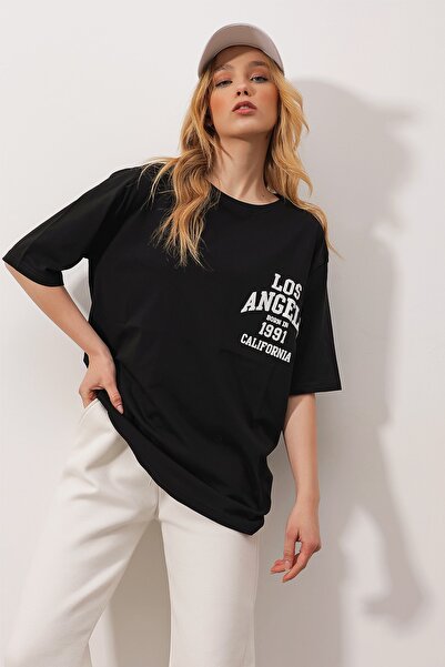 Trend Alaçatı Stili T-Shirt - Schwarz - Oversized