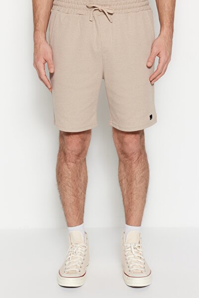 Trendyol Collection Σετ αθλητικής φόρμας με λαιμόκοψη πόλο με ετικέτα από υφασμάτινη υφή κανονικής κοπής Camel TMNSS23EM00003