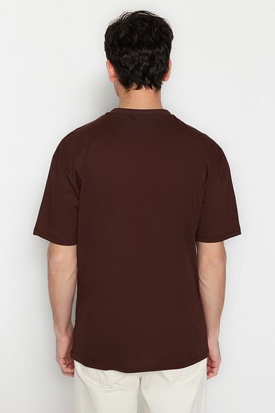 Trendyol Collection Коричнева бавовняна футболка вільного крою TMNSS23TS00261