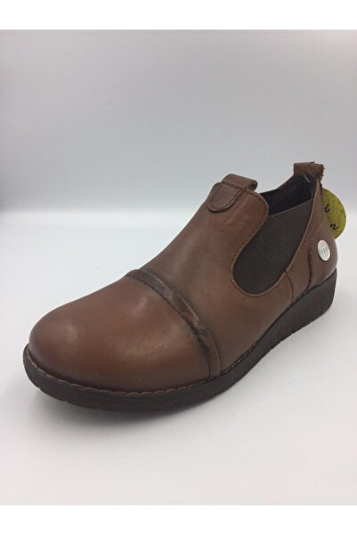 Mammamia حذاء كاجوال نسائي من الجلد باللون البني D19ka-145