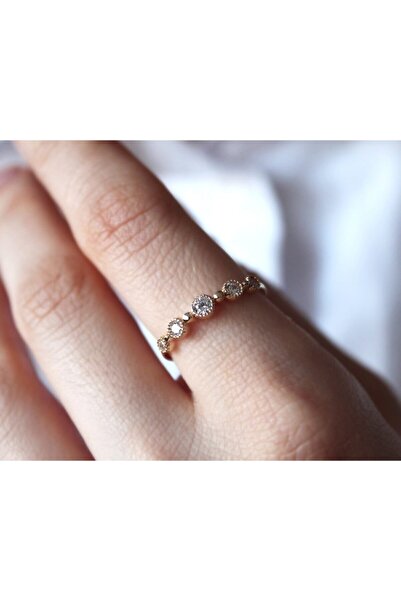 Güler Kuyumculuk Altın Sıra Taşlı Yüzük