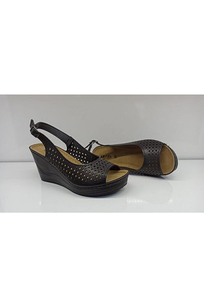 ARYAN Women's Anatomical Shoes