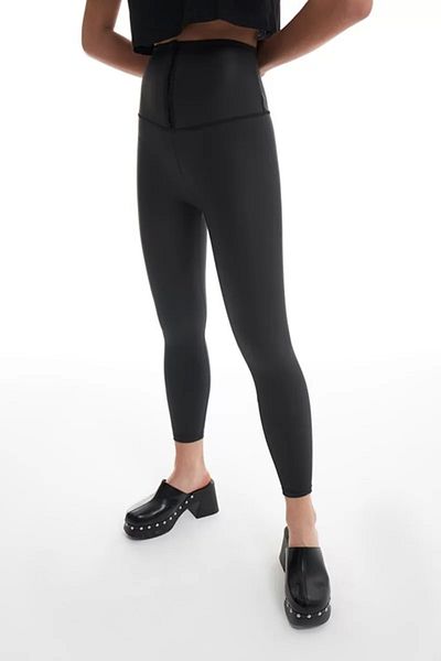 Quzu Black Agraf Detailed Leather Leggings