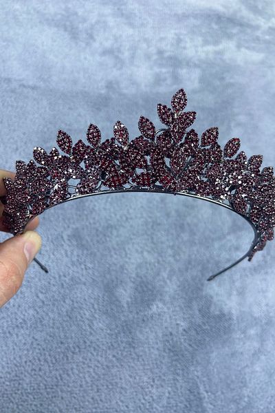 Hobigram Burgundy Jessie Model Elegant Stone Henna și Coroana de Mireasă Accesoriu pentru păr – Coroană, Crystal Stone, Model Elegant – Coroană