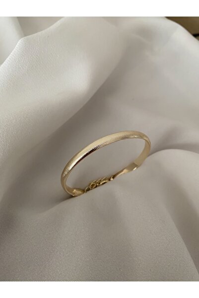 ŞekerAksesuar Tırtık Detay Plaka Kelepçe Bileklik