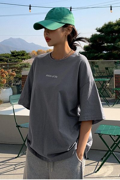 MODAGEN Unisexové triko Stone Grey Artists Of Life Oversize s potiskem