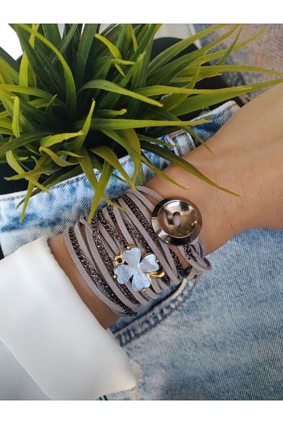 ZeynDesign Women's Gray Clover Suede Wrap Multiple Bracelet
