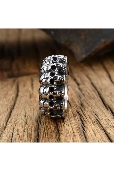 Köstebek Gothic Punk Sequential Skull Ring